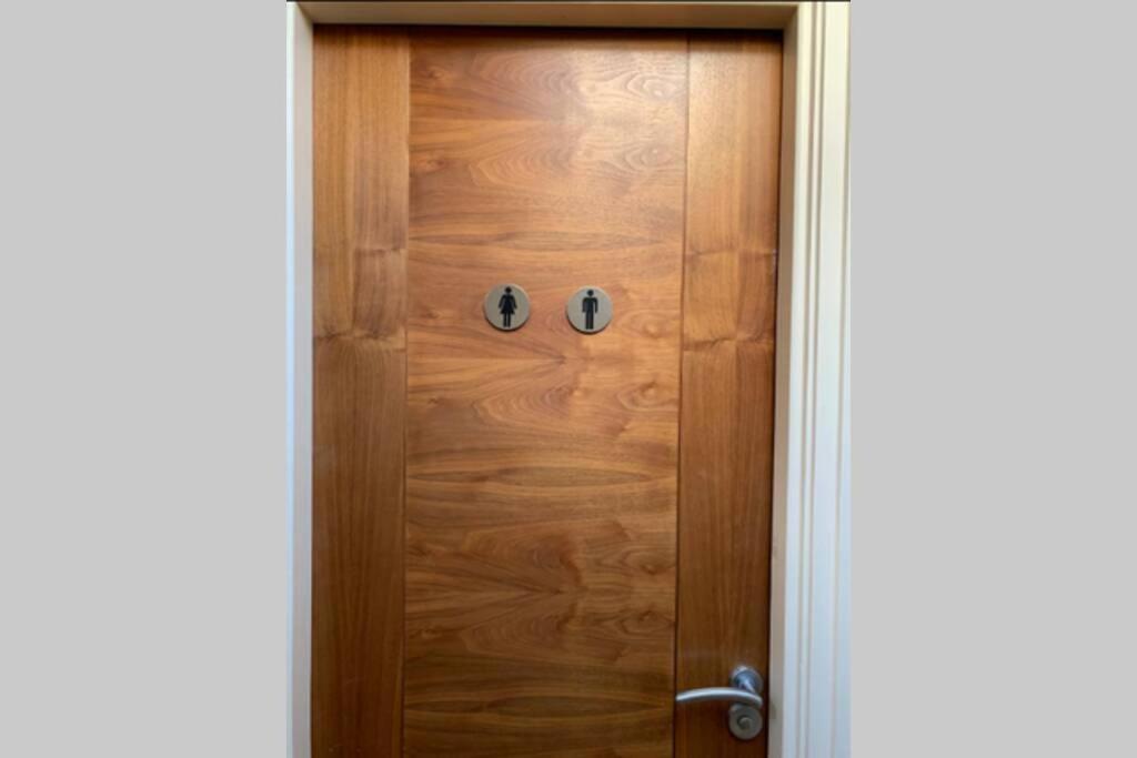 Centre Of Dingle Town - Luxury Holiday Apartment Bagian luar foto