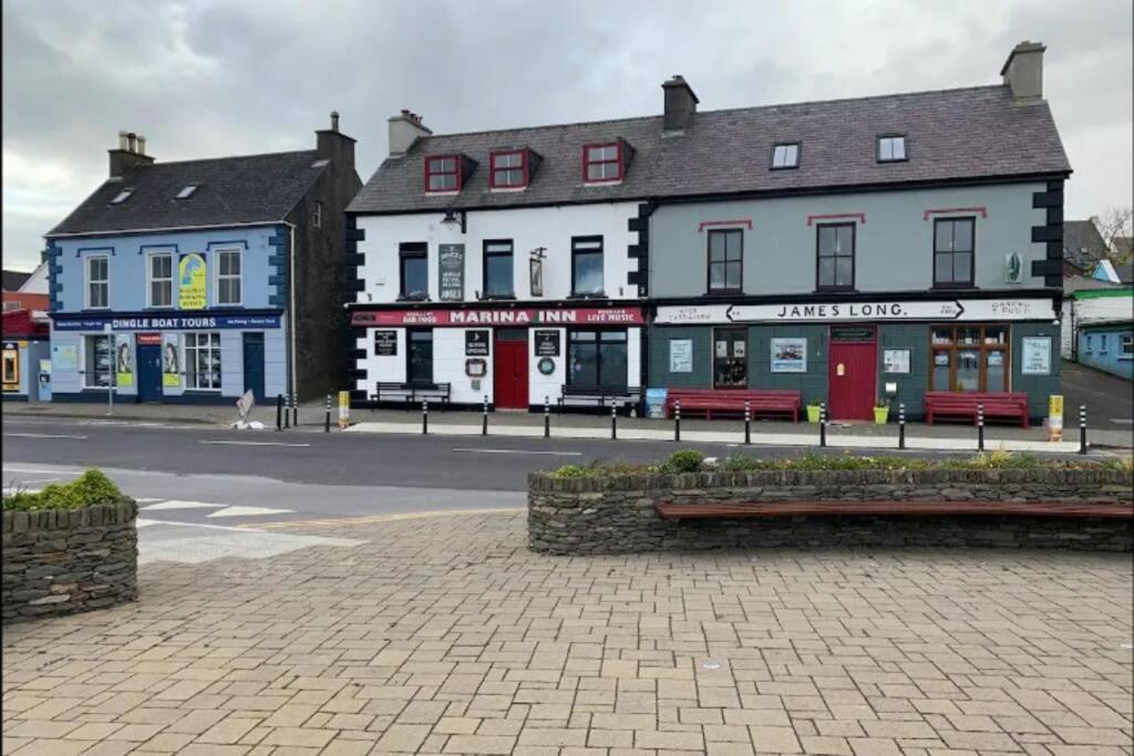 Centre Of Dingle Town - Luxury Holiday Apartment Bagian luar foto