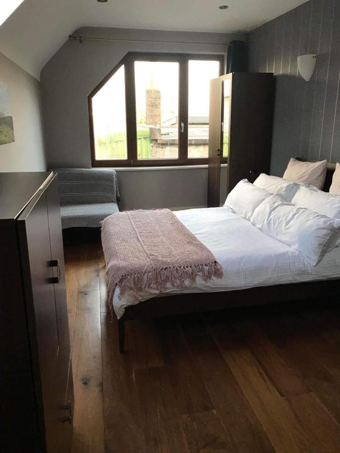 Centre Of Dingle Town - Luxury Holiday Apartment Bagian luar foto